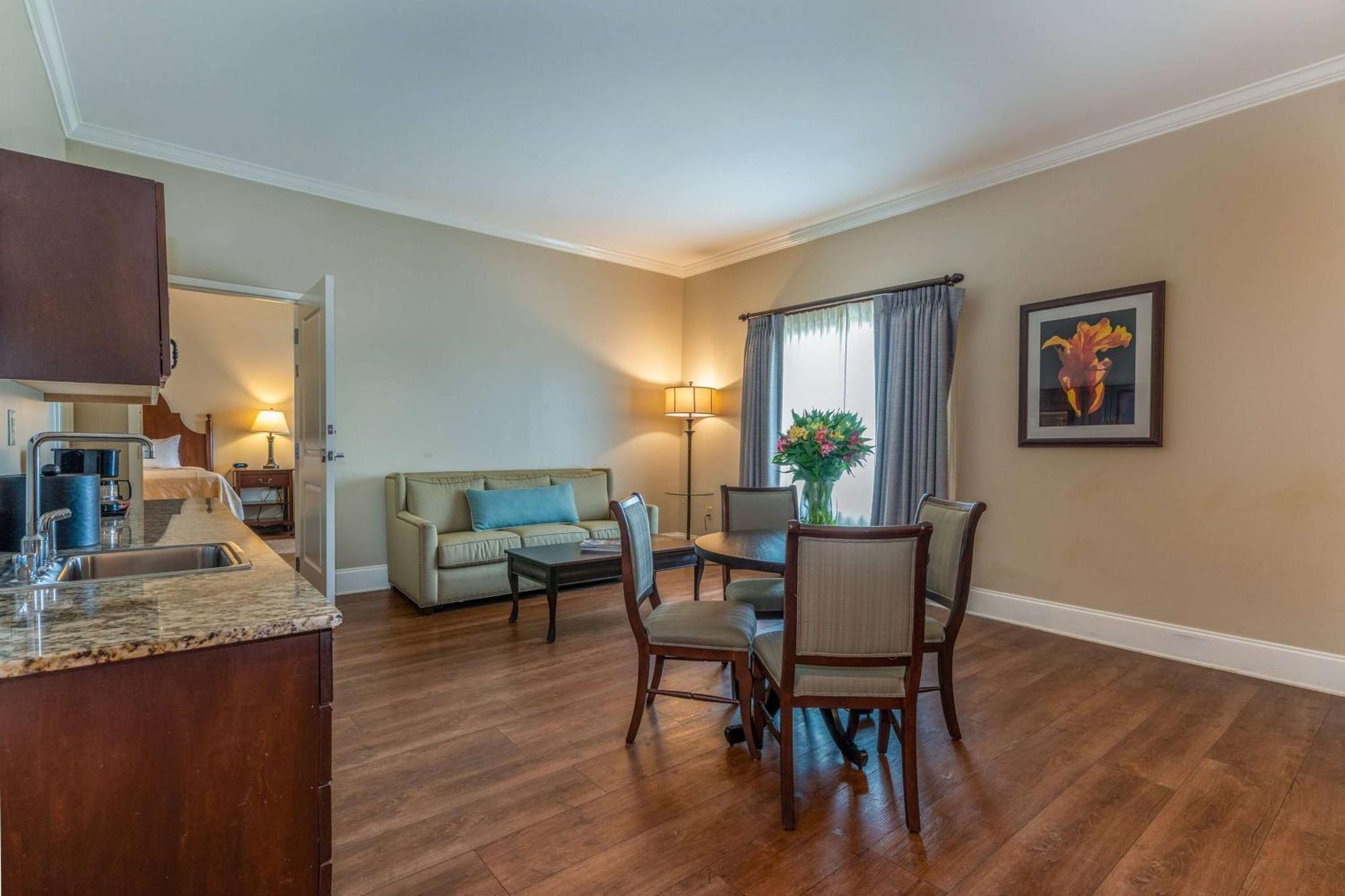 Chateau Saint Denis Hotel, A Trademark Collection By Wyndham Natchitoches Exterior photo